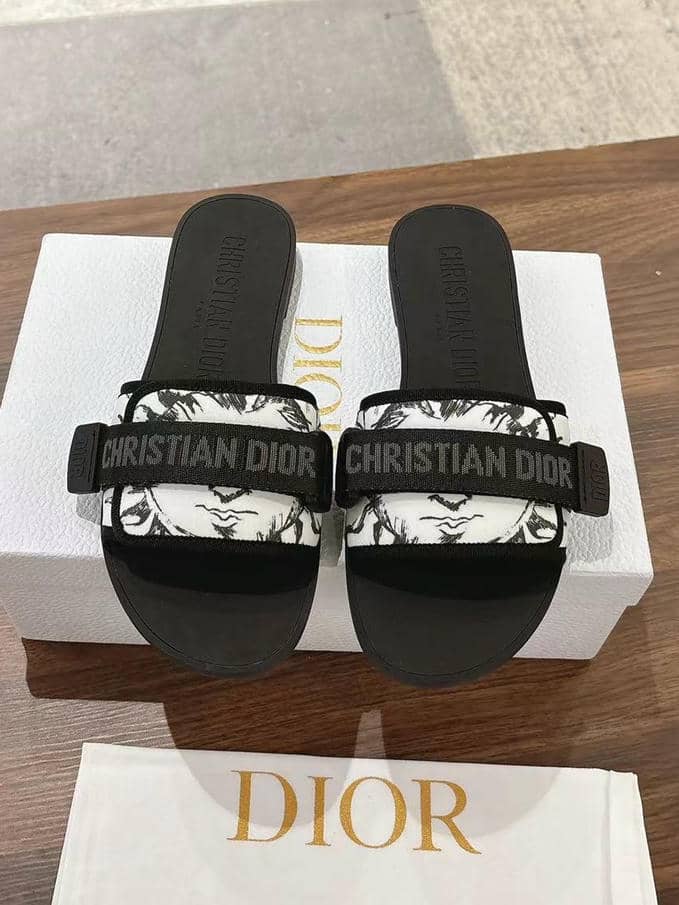 Dior Velcro slippers4-1